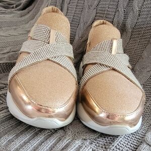 VENUS SLIP ON SNEAKER TENNIS SHOE ROSE GOLD PINK BLUSH SPARKLE BLING SIZE 9 NWOT